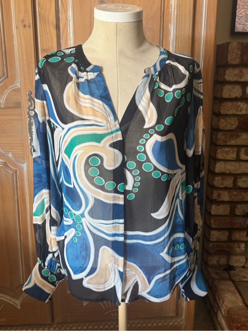 Chico's Black Multicolor Abstract Silk-Blend V-Neck Blouse